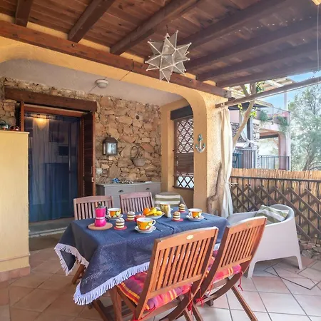 Giotto In Sardegna With Shared Pool - Happy *