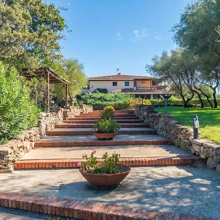 Apartament Giotto In Sardegna With Shared Pool - Happy *